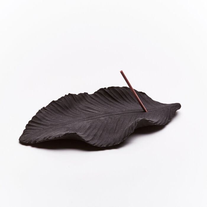 ANOQ - Brle encens Leaf - Rucherstbchenhalter aus Keramik Schwarz