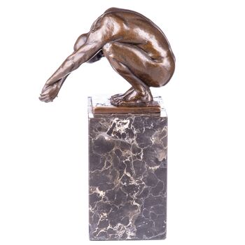 Art Deco Bronzefigur der mnnliche Akt - auf Marmorsockel